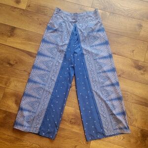 Blue and Mauve Hareem Pants. Size 8